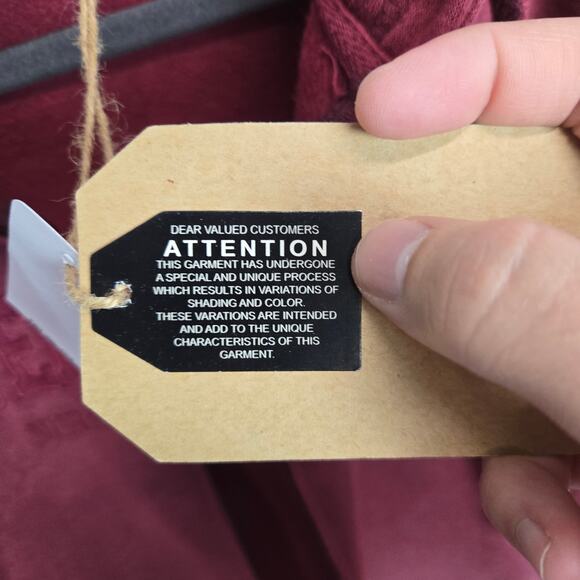 Outer Banks NC Maroon Sweater Jacket M Zip Up Hooded Pockets Fade Cozy Warm NWT - Picture 9 of 14